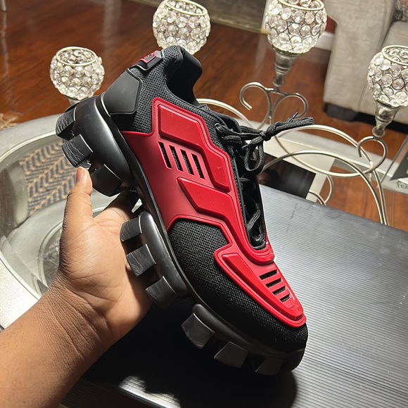 Prada cloudburst ( black and red ) - Picture 6 of 10